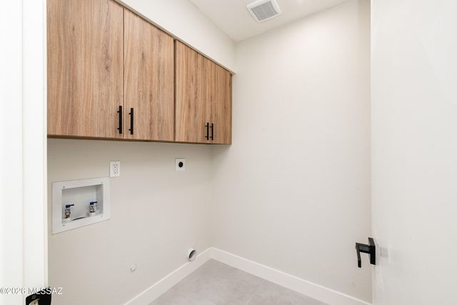 5412 N Arroyo Grande Circle, Tucson, AZ 85718