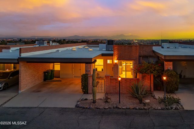 5412 N Arroyo Grande Circle, Tucson, AZ 85718