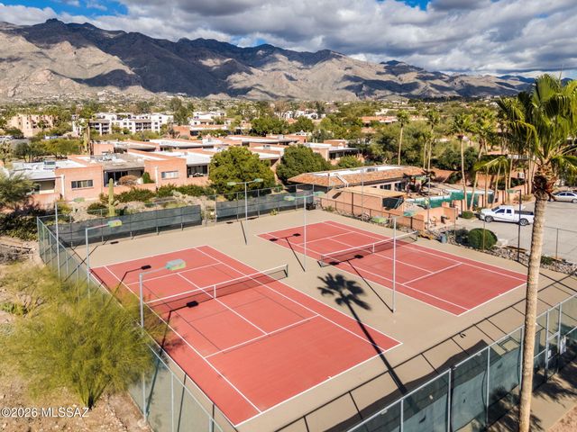 5412 N Arroyo Grande Circle, Tucson, AZ 85718