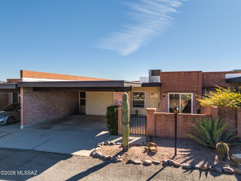 5412 N Arroyo Grande Circle, Tucson, AZ 85718