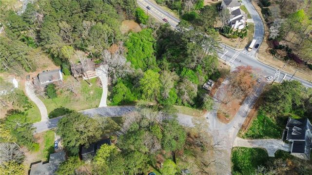 2020 S Hidden Hills Parkway, Stone Mountain, GA 30088