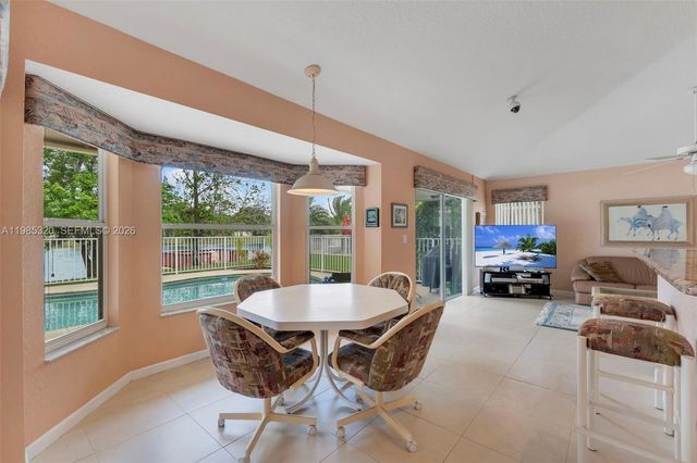 4927 NW 67th Avenue, Lauderhill, FL 33319