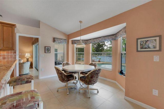 4927 NW 67th Avenue, Lauderhill, FL 33319