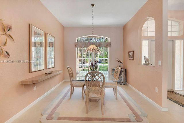 4927 NW 67th Avenue, Lauderhill, FL 33319