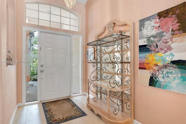 4927 NW 67th Avenue, Lauderhill, FL 33319