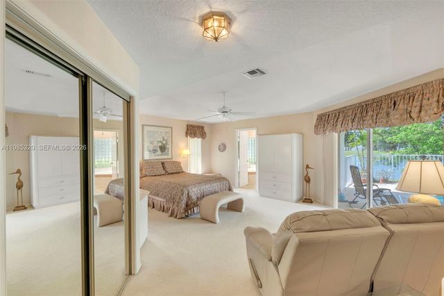 4927 NW 67th Avenue, Lauderhill, FL 33319