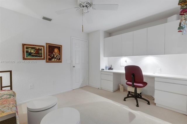 4927 NW 67th Avenue, Lauderhill, FL 33319