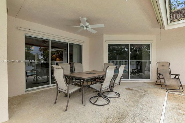 4927 NW 67th Avenue, Lauderhill, FL 33319