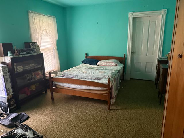 94 West Street, Gloversville, NY 12078