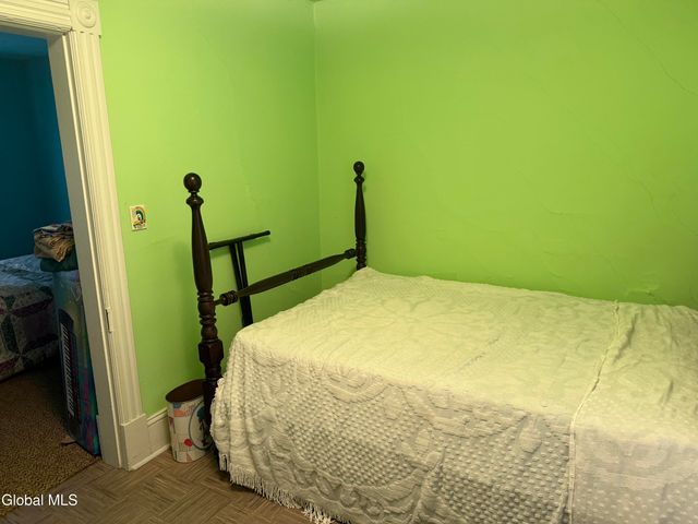 94 West Street, Gloversville, NY 12078