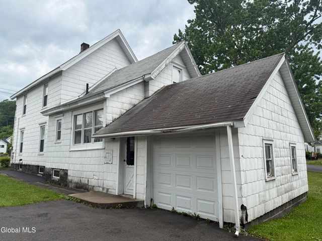 94 West Street, Gloversville, NY 12078