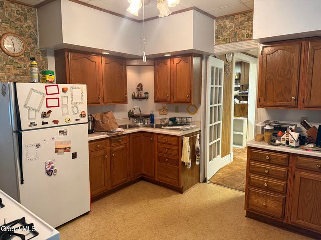 94 West Street, Gloversville, NY 12078
