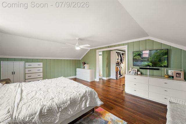 13347 Nadine Avenue, Huntington Woods, MI 48070
