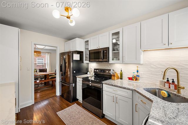 13347 Nadine Avenue, Huntington Woods, MI 48070