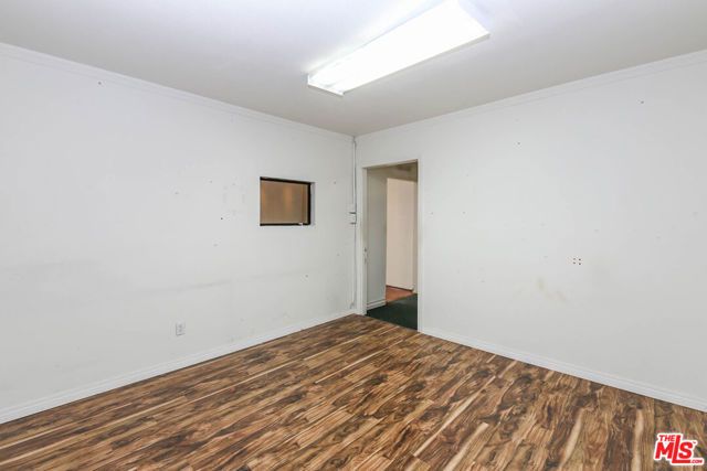 4015 W Olympic Boulevard, Los Angeles, CA 90019