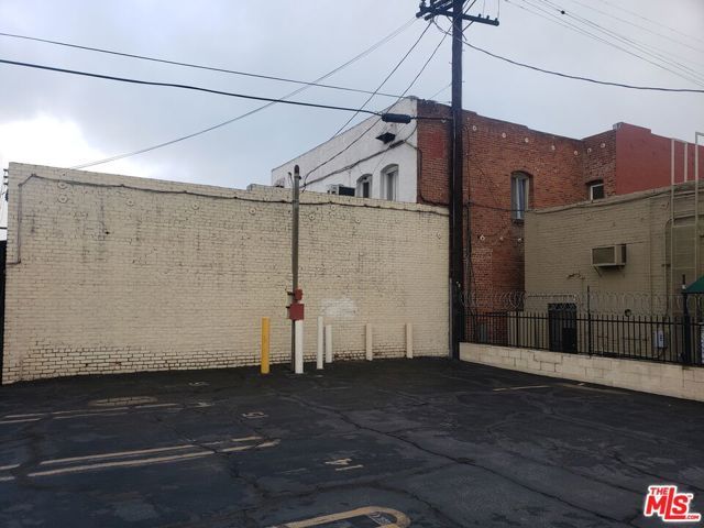 4015 W Olympic Boulevard, Los Angeles, CA 90019