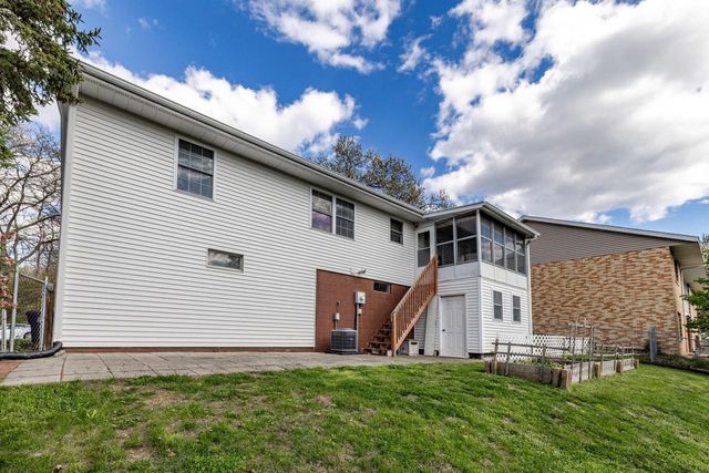 629 Hanson COURT, Onalaska, WI 54650