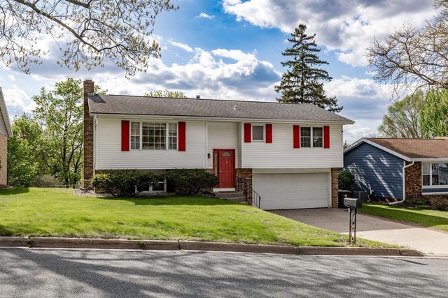 629 Hanson COURT, Onalaska, WI 54650