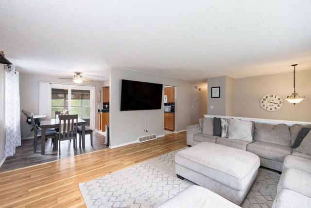 629 Hanson COURT, Onalaska, WI 54650