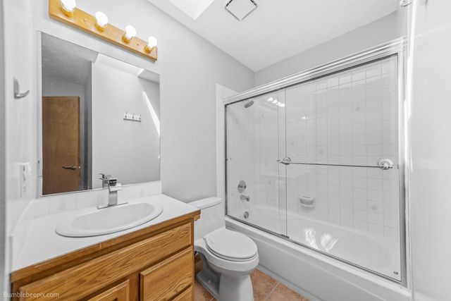 1107 E Chantel Dr, Spokane, WA 99218