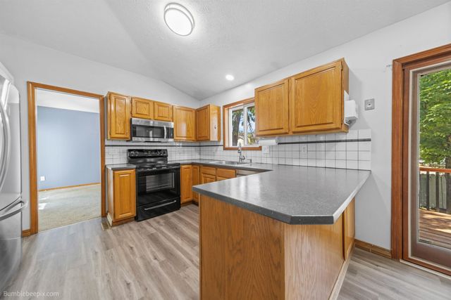 1107 E Chantel Dr, Spokane, WA 99218