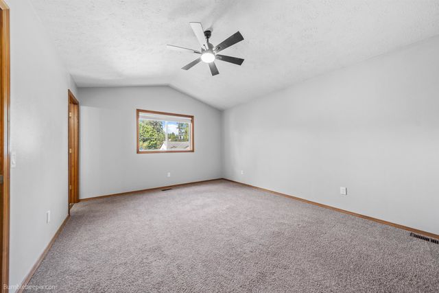 1107 E Chantel Dr, Spokane, WA 99218