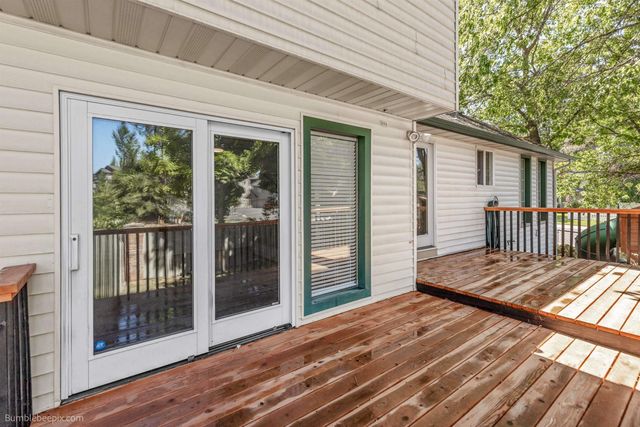 1107 E Chantel Dr, Spokane, WA 99218