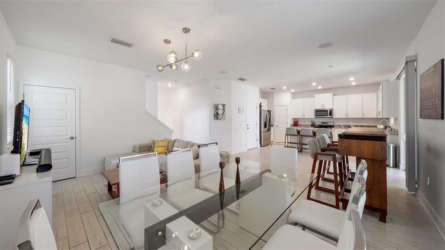 2587 TEMPLE STREET, Sarasota, FL 34239