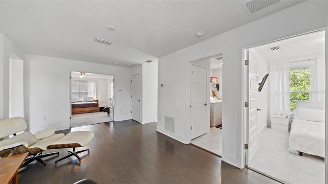 2587 TEMPLE STREET, Sarasota, FL 34239