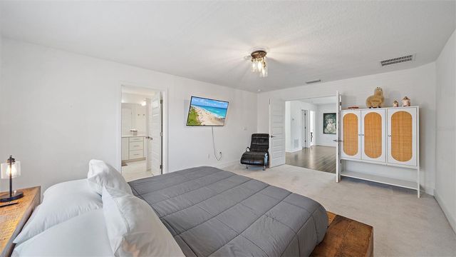 2587 TEMPLE STREET, Sarasota, FL 34239