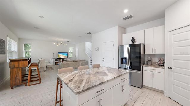 2587 TEMPLE STREET, Sarasota, FL 34239