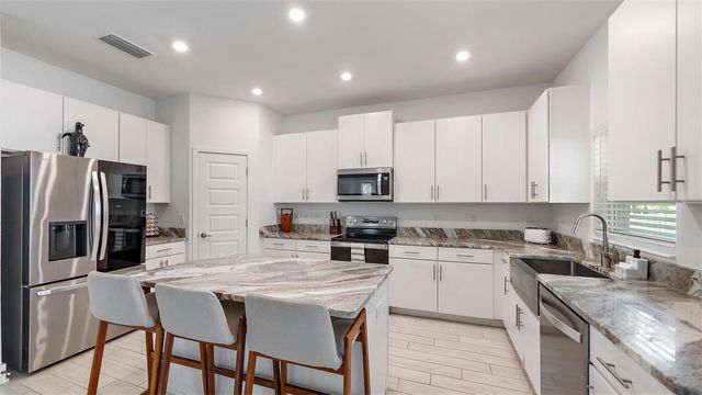 2587 TEMPLE STREET, Sarasota, FL 34239