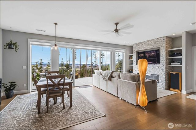 120 Tillicum Drive, Chehalis, WA 98532