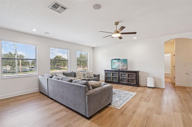 5785 SAYBROOK CIRCLE, Sanford, FL 32771