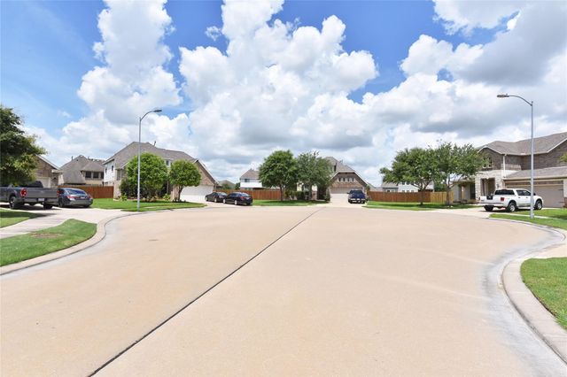 6110 Copper Grove Court, Richmond, TX 77469