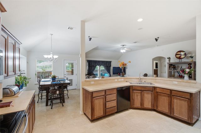 1516 Baslow Lane, Burleson, TX 76028