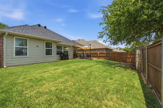 1516 Baslow Lane, Burleson, TX 76028