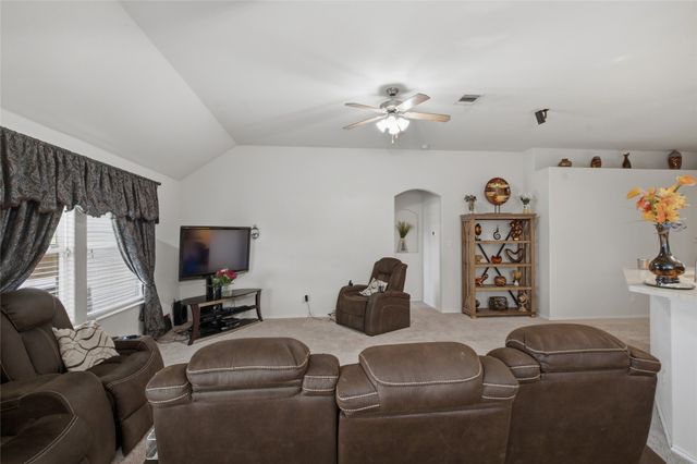 1516 Baslow Lane, Burleson, TX 76028