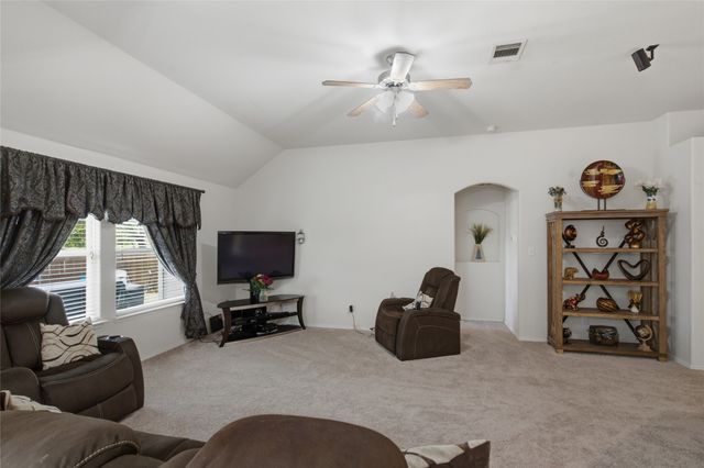 1516 Baslow Lane, Burleson, TX 76028
