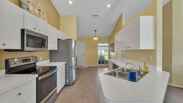 3118 FILLY LANE, Lakeland, FL 33811