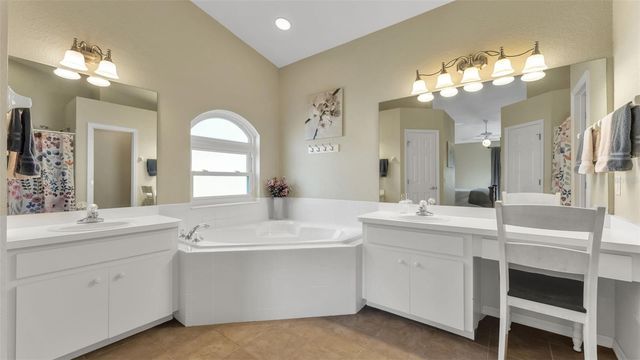 3118 FILLY LANE, Lakeland, FL 33811