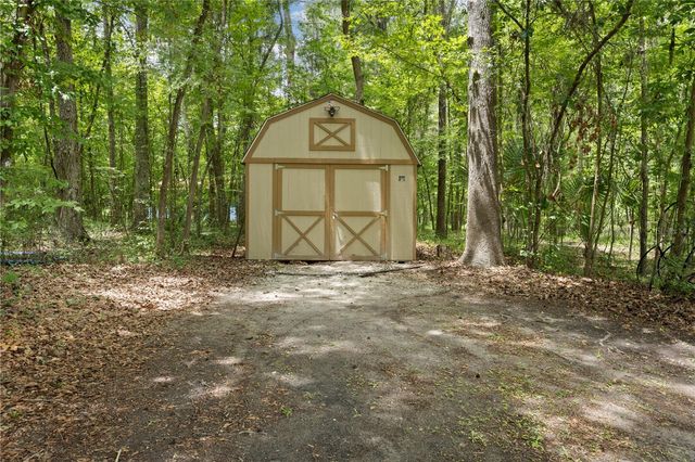 18451 NW 141ST AVENUE, Williston, FL 32696