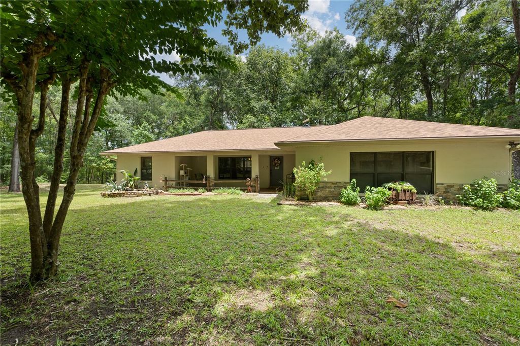 Image 3 of property listing at 18451 NW 141ST AVENUE, Williston, FL 32696