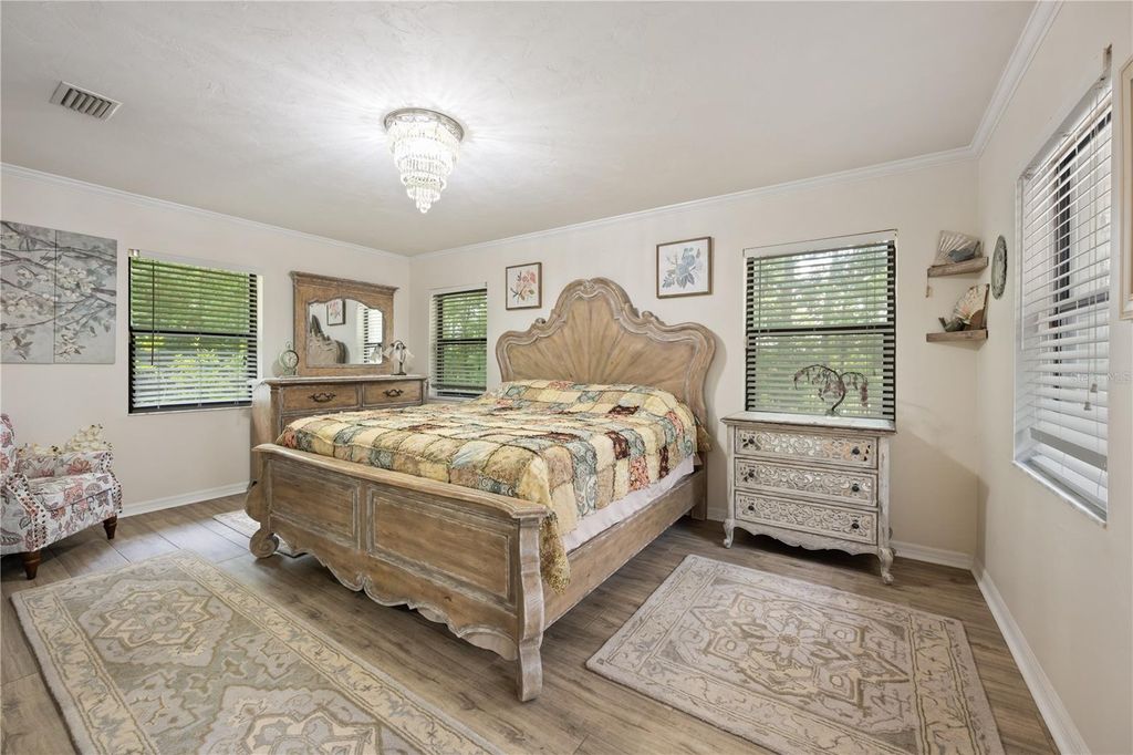 Image 21 of property listing at 18451 NW 141ST AVENUE, Williston, FL 32696