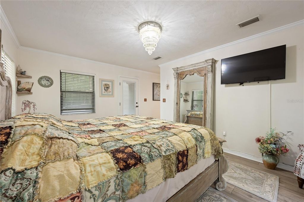 Image 22 of property listing at 18451 NW 141ST AVENUE, Williston, FL 32696