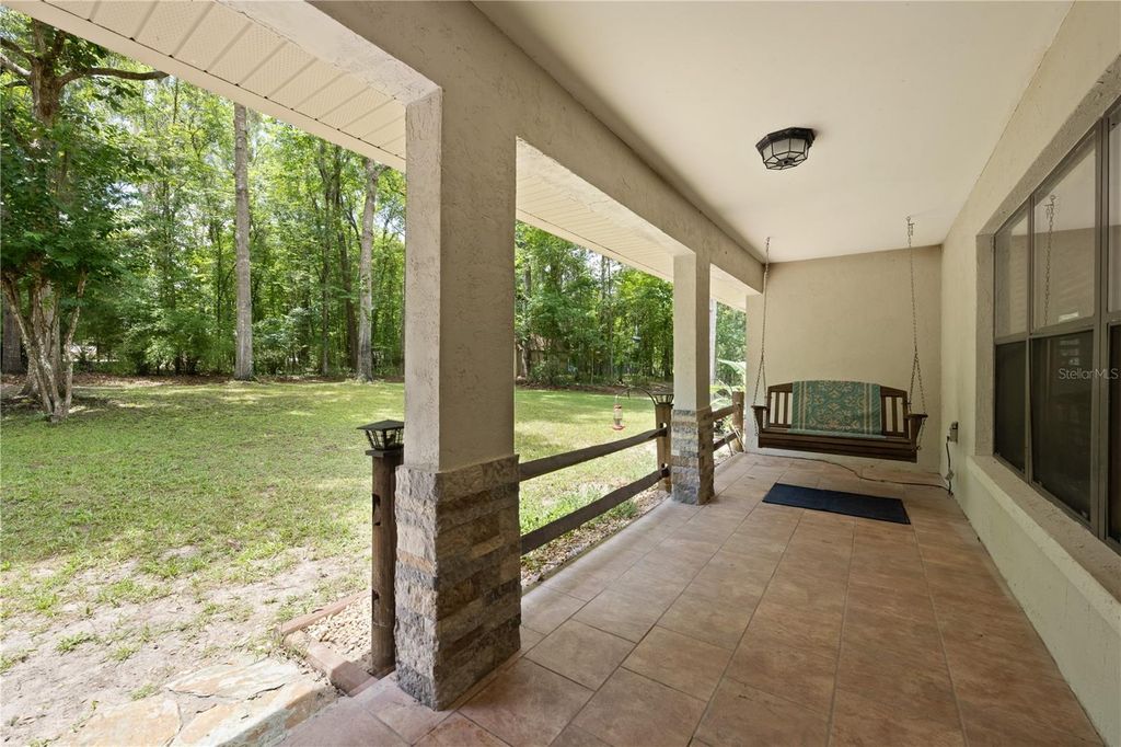 Image 32 of property listing at 18451 NW 141ST AVENUE, Williston, FL 32696