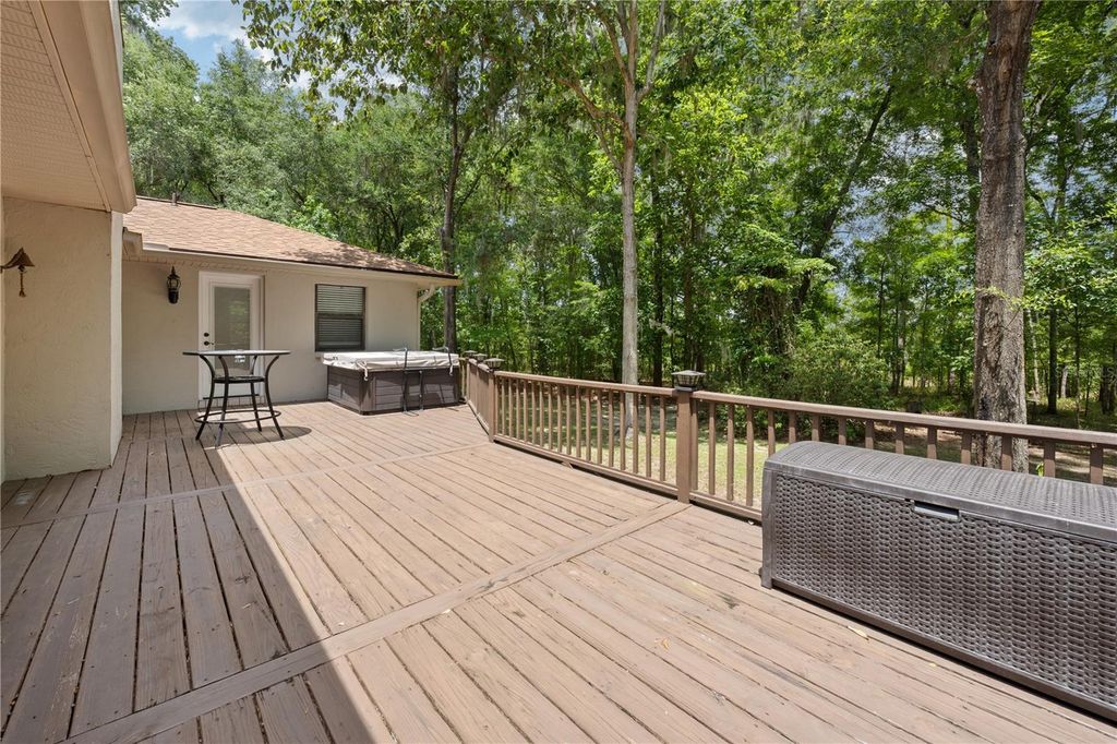 Image 33 of property listing at 18451 NW 141ST AVENUE, Williston, FL 32696