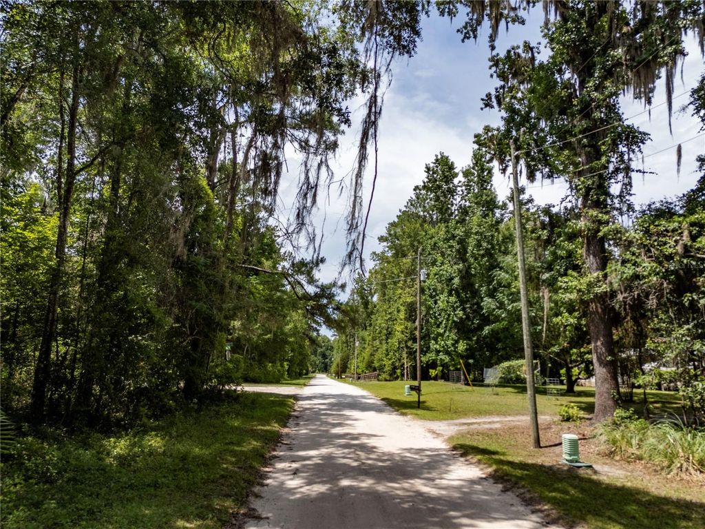Image 50 of property listing at 18451 NW 141ST AVENUE, Williston, FL 32696