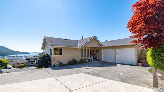 1807 Bradley Drive, Anacortes, WA 98221