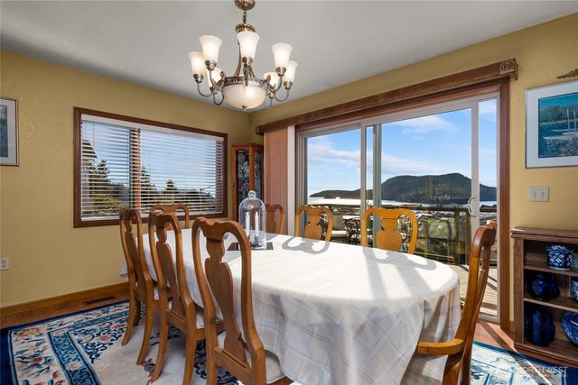 1807 Bradley Drive, Anacortes, WA 98221